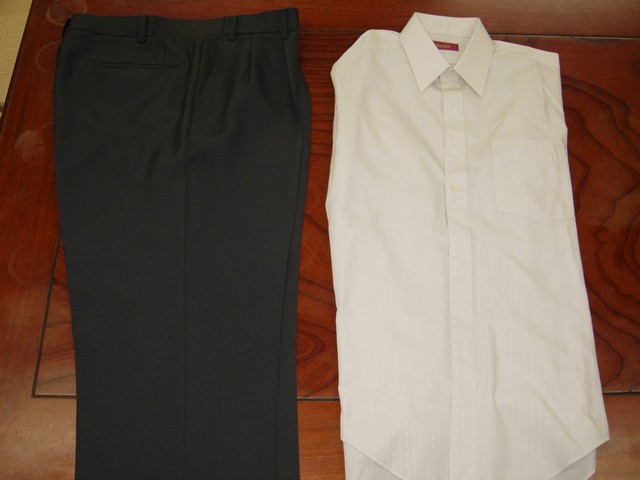 7/11 洋服と食料をご提供をしていただきました_b0245781_14102320.jpg