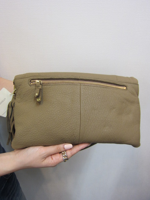 ビュレ  Beaure  B-10071  2つ折りショルダーBag_e0076692_1931276.jpg