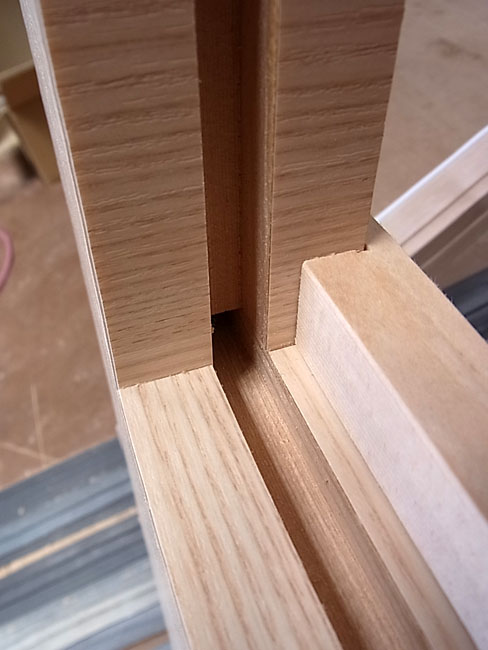 シナ合板 ポリ合板 スプルースの建具 近藤岳志の建築設計日記