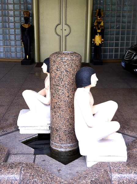 西へ西へ _b0190710_21152510.jpg