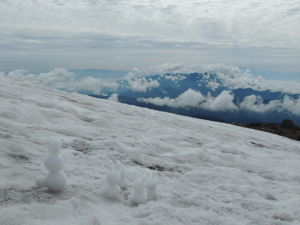 一泊でブナの森から山頂へ・後編_f0118332_238215.jpg