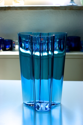 Alvar Aalto Collection -Finlandia vase 251mm turquoise blue_c0030570_15255150.jpg