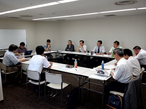 研究班班会議_e0228928_0381633.jpg