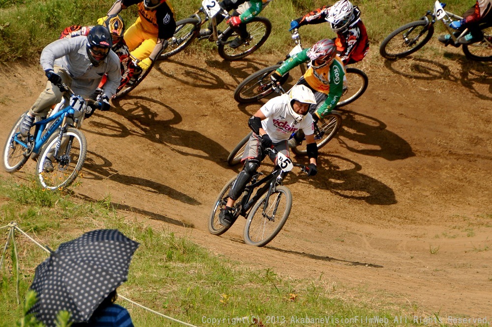２０１３JOSF 緑山７月定期戦VOL6：MTB３０オーバー決勝 _b0065730_20275148.jpg