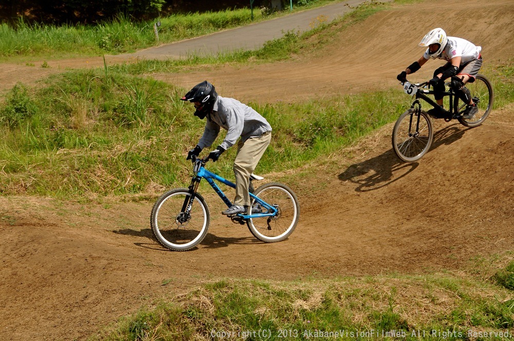 ２０１３JOSF 緑山７月定期戦VOL6：MTB３０オーバー決勝 _b0065730_20304221.jpg