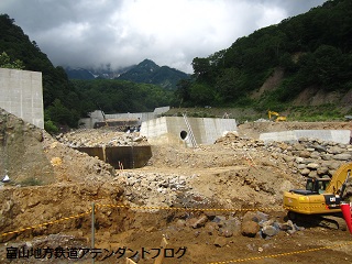 秘境の地!立山カルデラへ ~砂防工事編~_a0243562_8511914.jpg