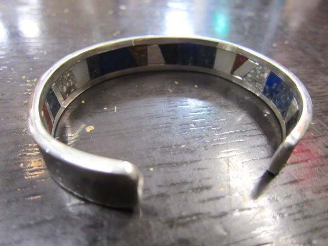 Tsunai Haiya ・・・ 今・アメリカで注目の日本人 Indian Jewelry ARTIST!♪! _d0152280_2045257.jpg