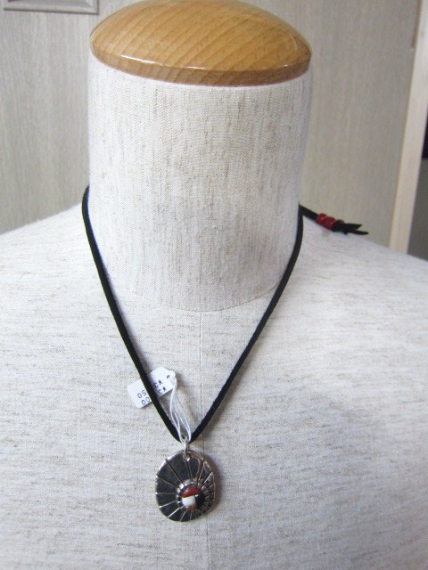 Tsunai Haiya ・・・ 今・アメリカで注目の日本人 Indian Jewelry ARTIST!♪! _d0152280_2124734.jpg