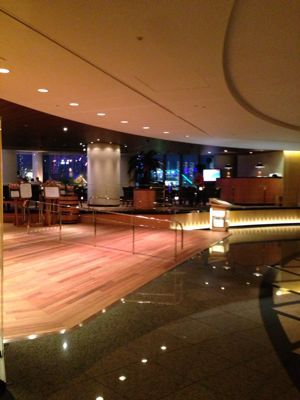 新しくなった横浜ベイホテル東急 カフェトスカ_e0097491_19475276.jpg