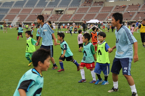 JFAキッズサッカーフェスティバル2013秋田in八橋陸上競技場_e0272194_1215599.jpg