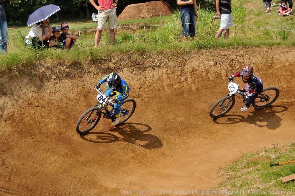２０１３JOSF 緑山７月定期戦VOL12：MTBノービスキッズ/ノービス決勝 　　動画あり_b0065730_8505753.jpg