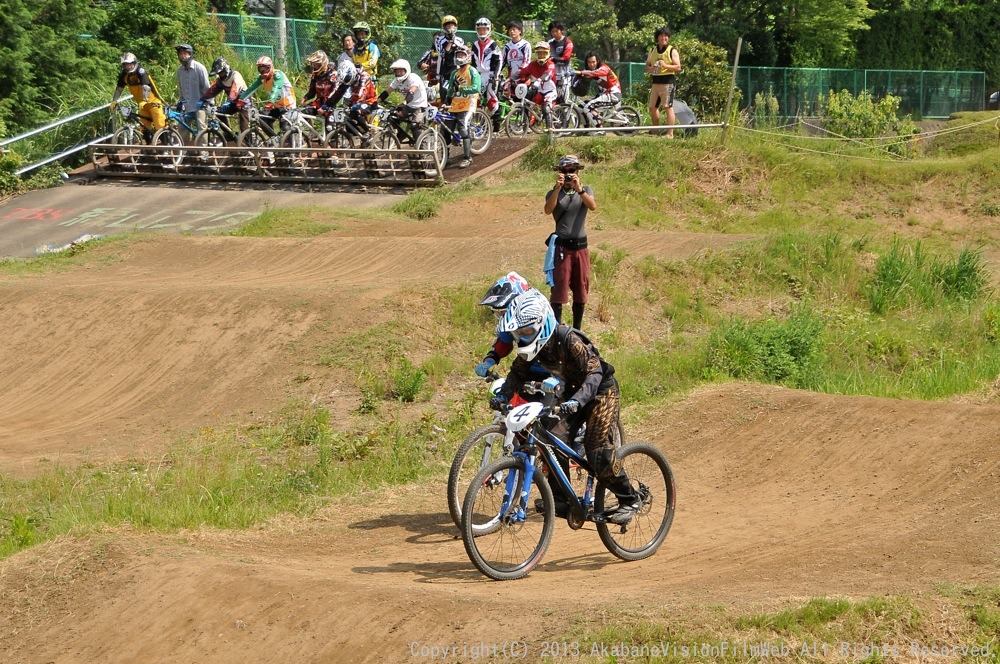 ２０１３JOSF 緑山７月定期戦VOL12：MTBノービスキッズ/ノービス決勝 　　動画あり_b0065730_8582893.jpg