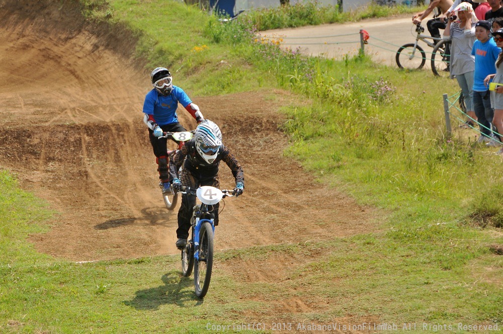 ２０１３JOSF 緑山７月定期戦VOL12：MTBノービスキッズ/ノービス決勝 　　動画あり_b0065730_913733.jpg