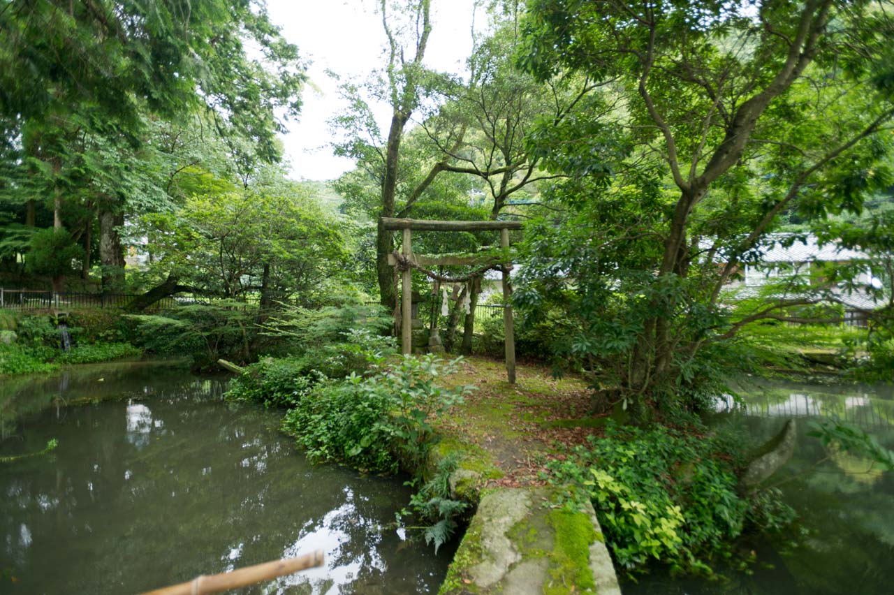 荒穂神社　佐賀県三養基郡基山町_b0023047_4515620.jpg