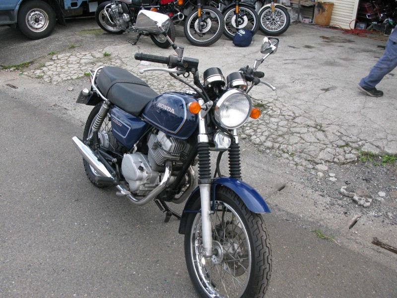 CD250 タンク　ホンダ　旧車 働きたくないでござる: CD250とかいうバイクwwww