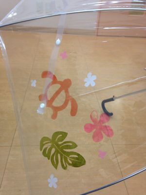 セリアの多目的スタンプインクを使って傘にペタペタ_e0136066_1538045.jpg