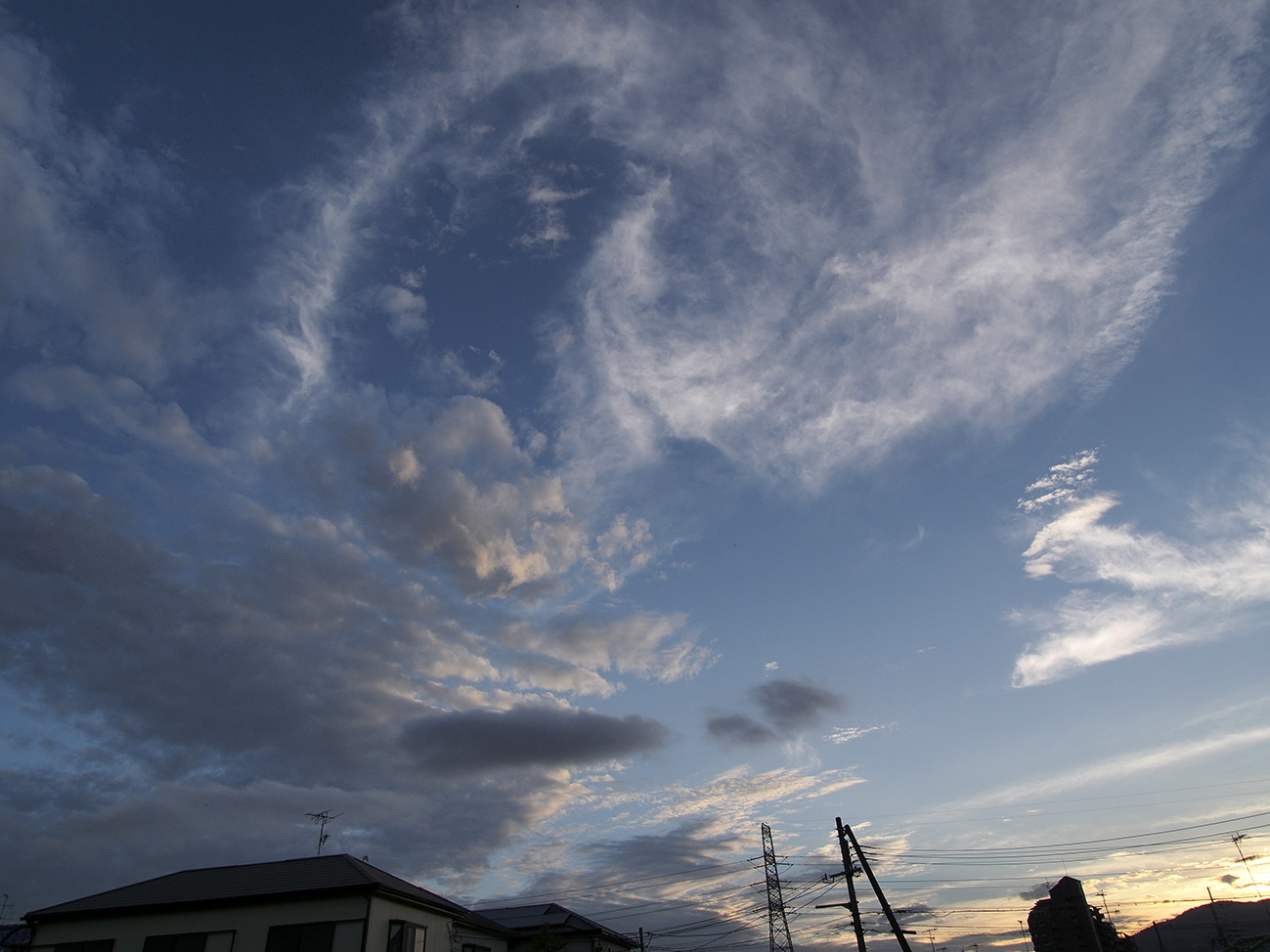 初夏の夕焼け_a0110584_2014911.jpg