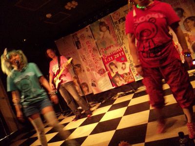 今日は、桃杏めるちゃんイベントでしたあ、ありがとぅございましたあ_b0088086_2333287.jpg