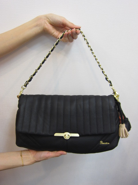 ◇ビュレ Beaure◇B-10121 カラフルタッセル付き クラッチショルダーBAG_e0076692_1750689.jpg