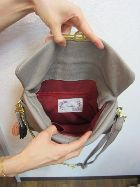 ◇ビュレ Beaure◇B-10121 カラフルタッセル付き クラッチショルダーBAG_e0076692_17513683.jpg