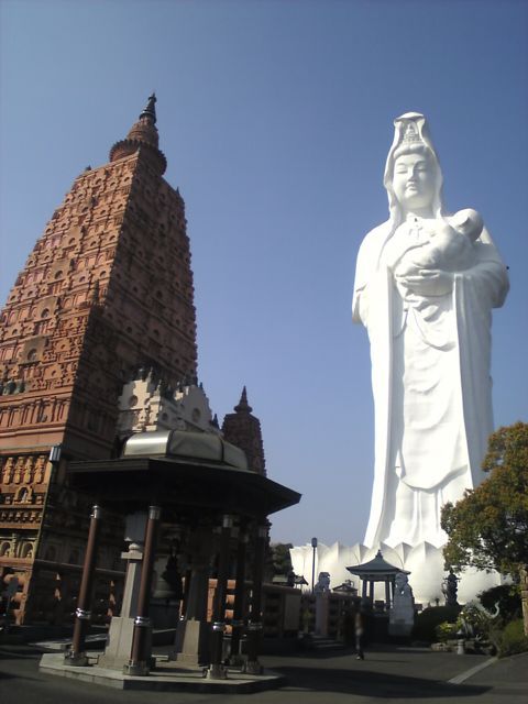 b0190505_1553395.jpg