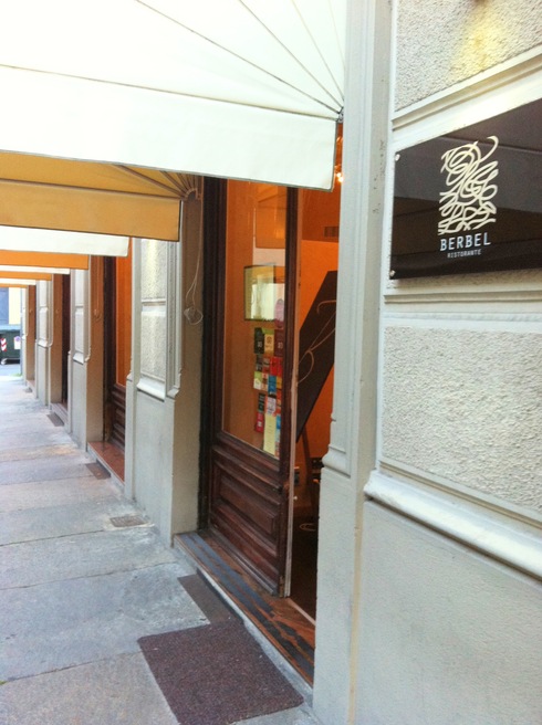 ”BERBEL Ristorante ベルベル” トリノの隠れ処で鮮魚のフルコース♪_b0246303_21114591.jpg