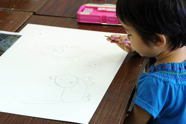 児童画クラス　モモンガを描こう_b0212226_23153470.jpg