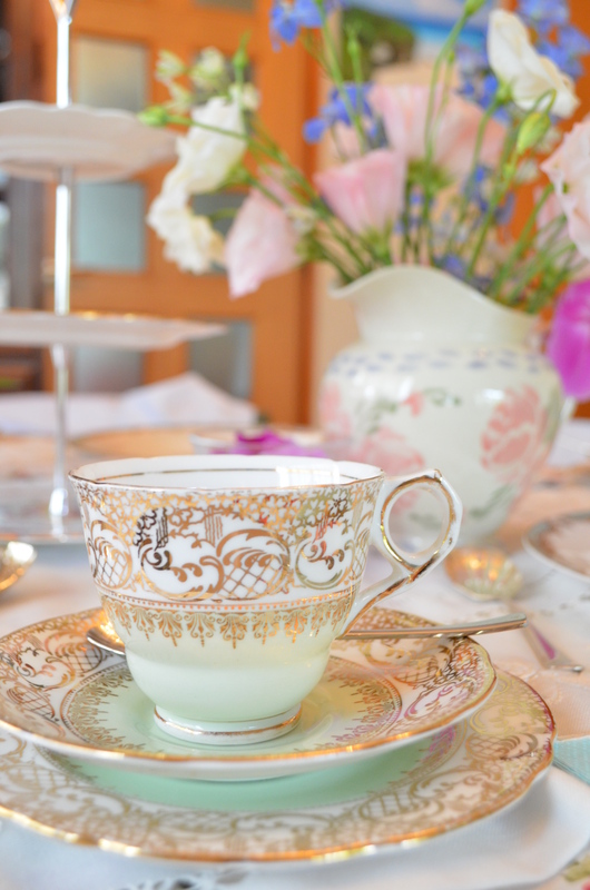 Afternoon Tea Party with Antiques♡_e0181286_13303629.jpg