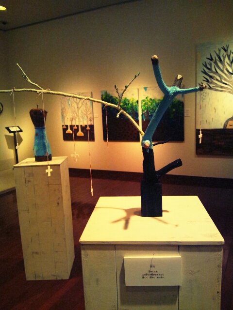 キオクの森からとアジサカコウジ絵箱展とヌノカワインクDM配り_c0246783_19533343.jpg