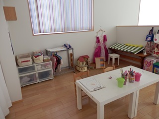 夏休みを乗り切るための子供部屋のお片づけ(実作業編)_b0184205_16203884.jpg