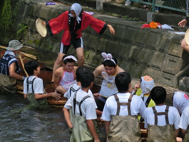 今年も盛大に開催「第27回 田宿川たらい流し川祭り」_f0141310_6592466.jpg