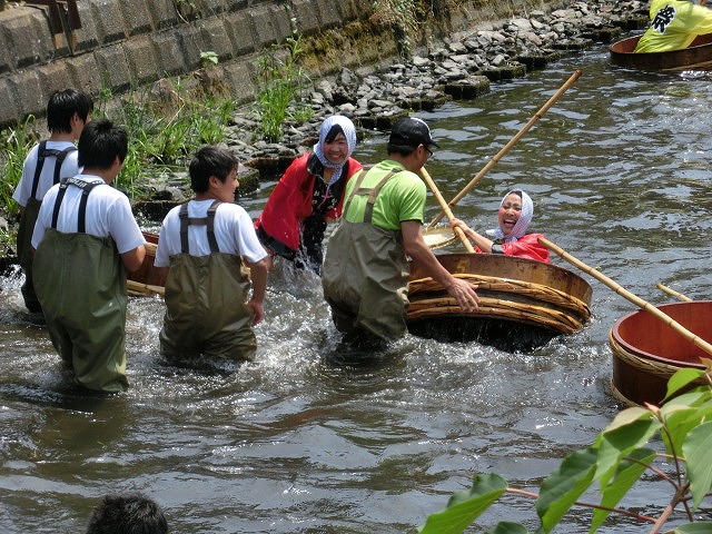 今年も盛大に開催「第27回 田宿川たらい流し川祭り」_f0141310_704523.jpg