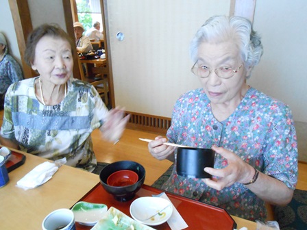 平成25年7月30日(火) 和の香り漂うお店での外食Day♪ (デイサービス)_b0193521_2020484.jpg