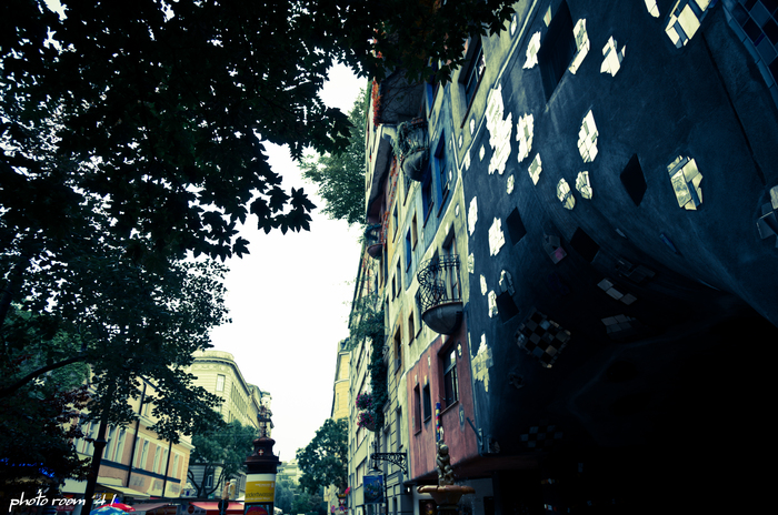 真夏のVienna pt.9 ~Hundertwasser Haus~ 8/6/2013_e0250481_23129.jpg