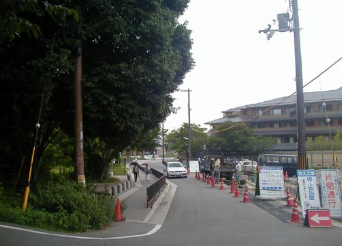 ●嵐山駅前の変化、その２８０（桜の林、温泉、広場、レンタサイクル臨時店跡地）_d0053294_23444778.jpg