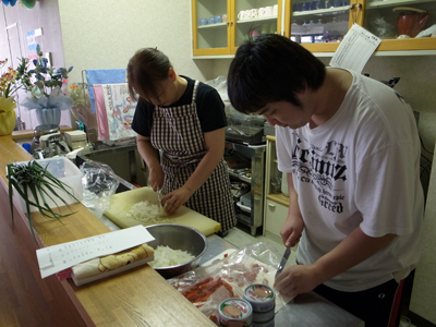 炊き出し訓練を実施!_a0154110_1673017.jpg