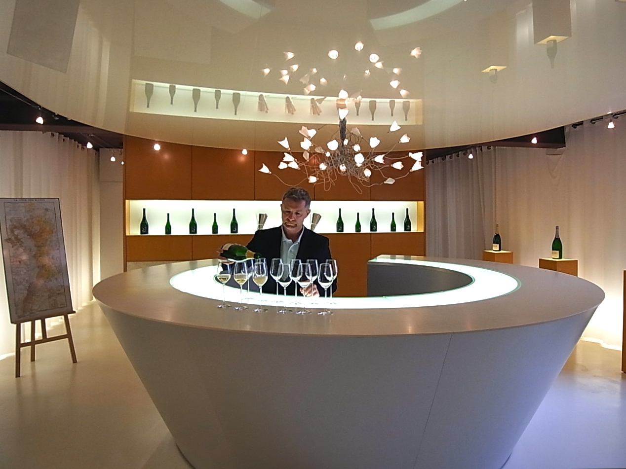 Salon, champagne de rêve - 憧れシャンパン、サロン_a0231632_1641524.jpg