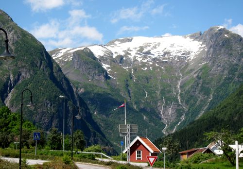 Summer of Balestrand in Sognefjord, Norway_d0010432_21133196.jpg