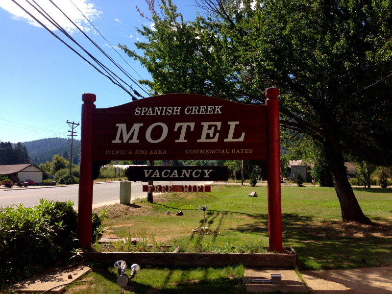 2013/07/28-29 Summer USA Trip Day.４-5 Lassen Volcanic National Park & Woody\'s Hot Springs_b0220886_627113.jpg