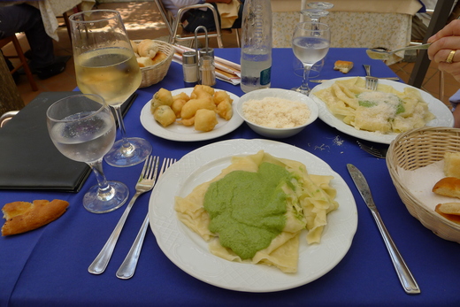 Lunch at Genova_a0129711_754582.jpg