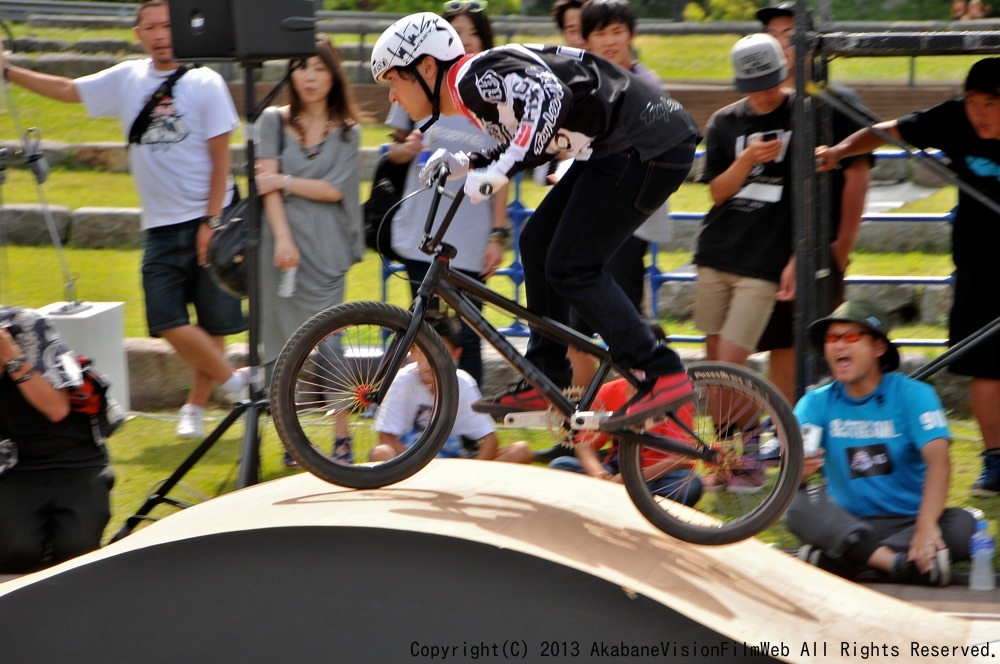  Red Bull Pump JamVOL5：予選その４招待ライダー_b0065730_19145592.jpg