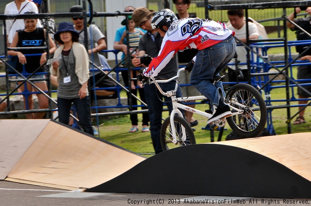  Red Bull Pump JamVOL5：予選その４招待ライダー_b0065730_1923426.jpg