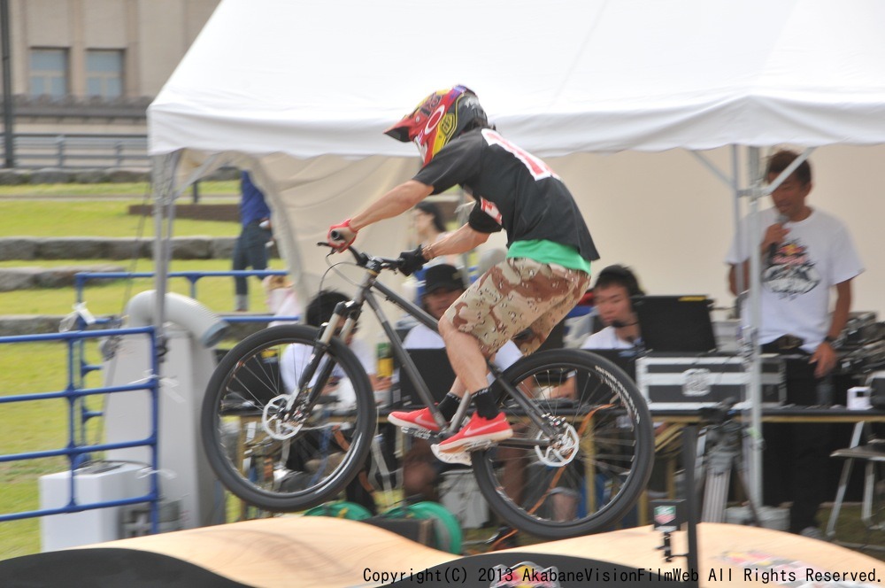 Red Bull Pump JamVOL5：予選その４招待ライダー_b0065730_1961915.jpg