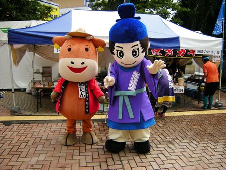 盛岡駅前にゆるキャラ大集合!_b0206037_19211463.jpg