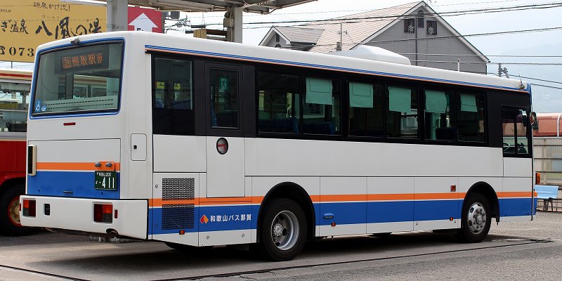 和歌山バス那賀 411 : バス三昧