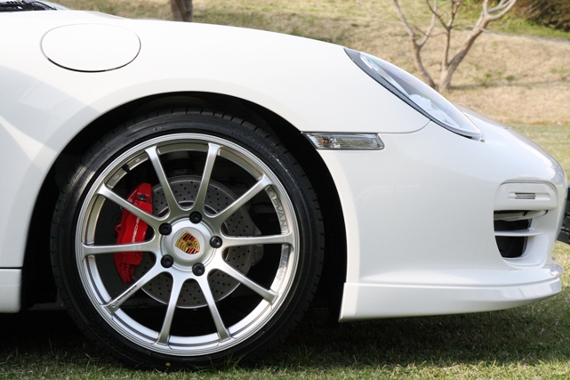 PCCB Install  Ⅲ material 編 : PORSCHE Boxster Spyder and