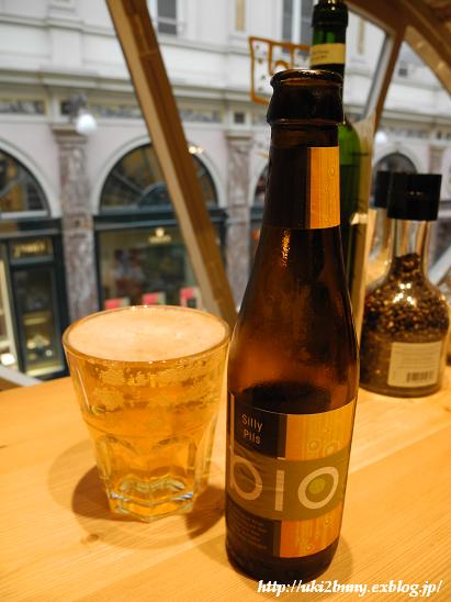 ベルギービール飲み歩き　(11)ブリュッセル_d0224200_0334624.jpg