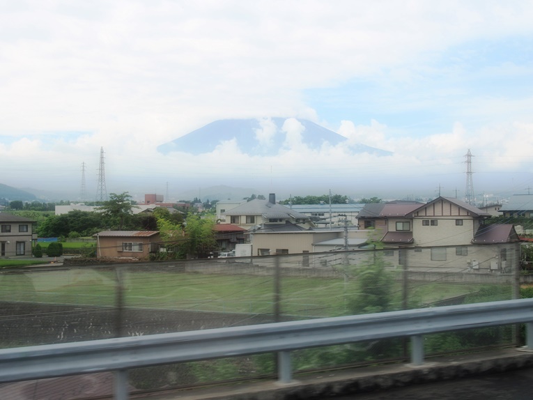 日本滞在記(1)はとバスで富士山♥_d0104926_5203748.jpg