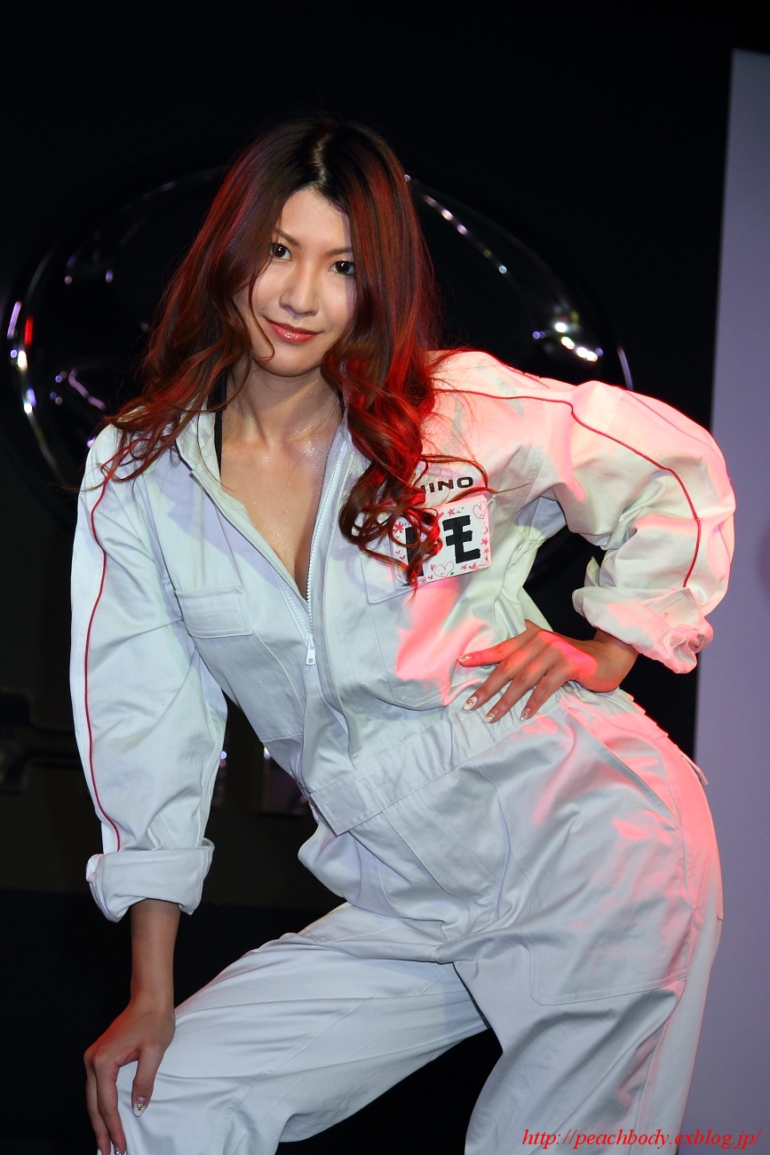 岡田智子 さん 日野自動車 ブース その3 Peach Body