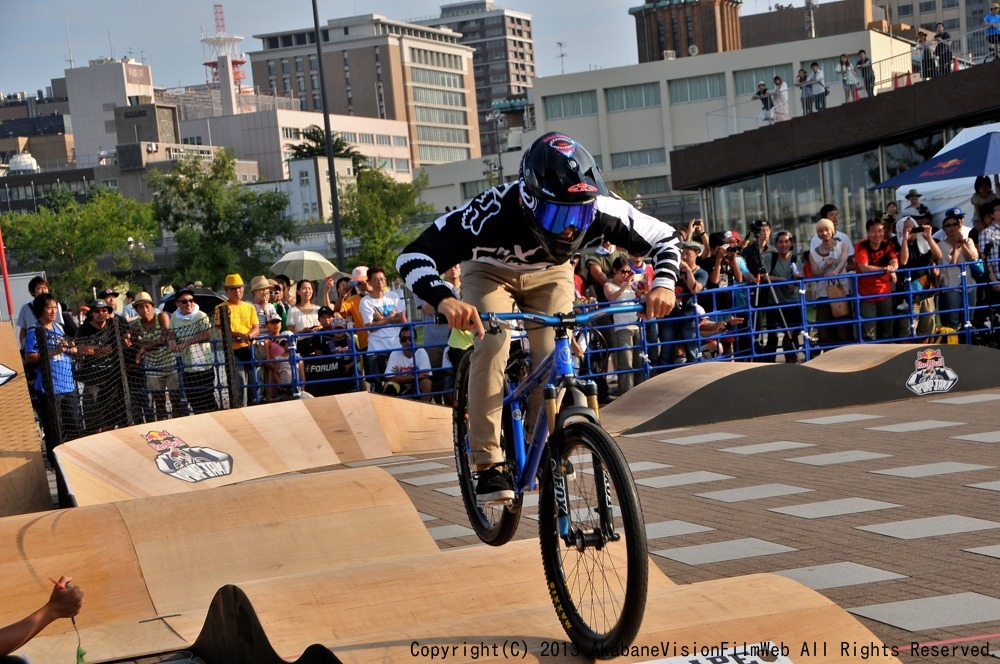  Red Bull Pump JamVOL9：決勝トーナメントその４〜セミファイナル_b0065730_11292038.jpg